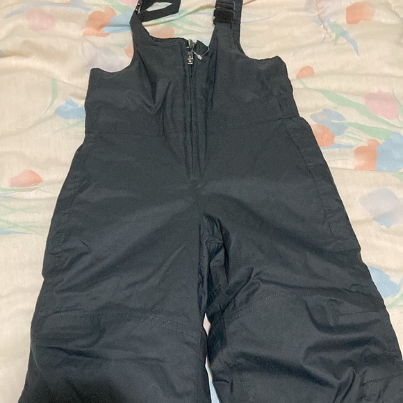 New L.L.Bean Snow Bibs Size 5-6 color Black - Picture 2 of 8